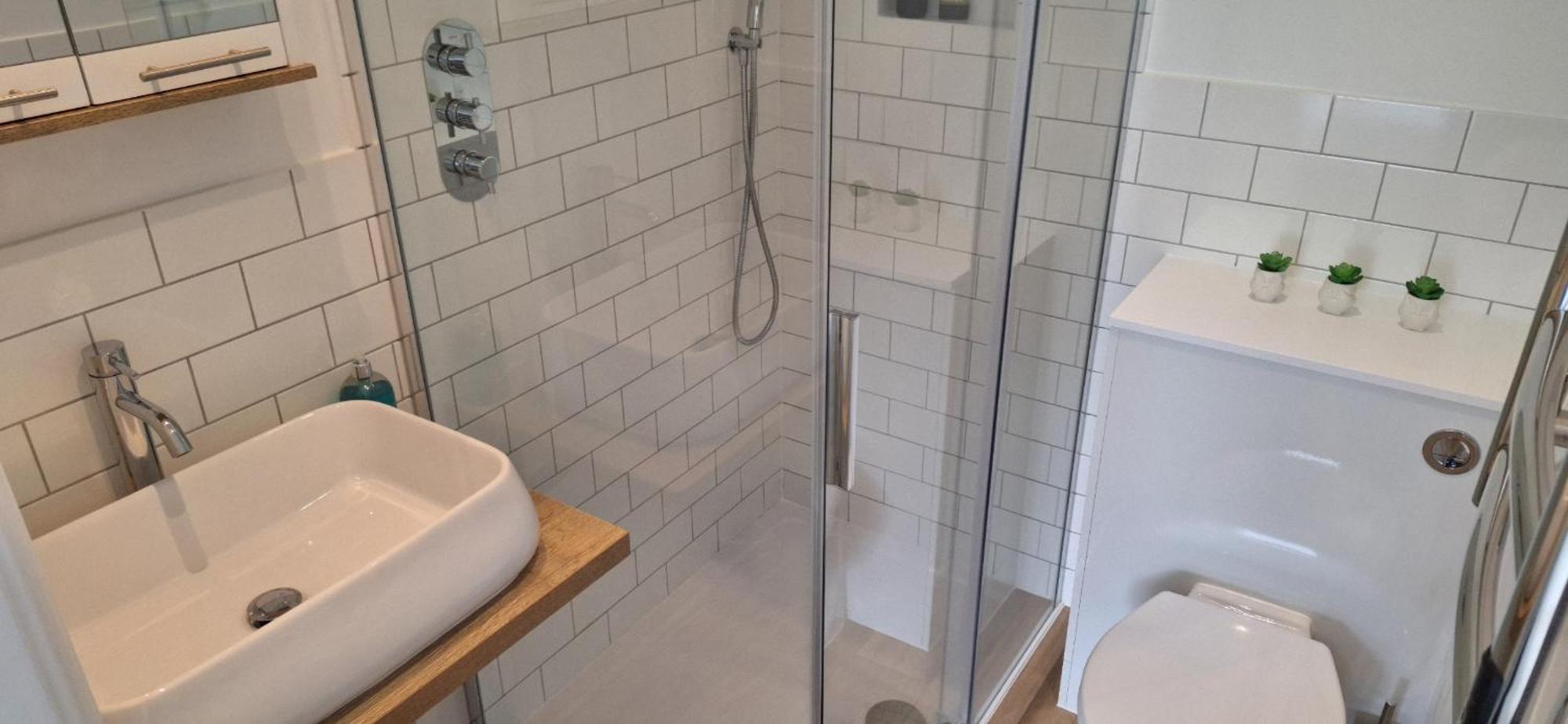 New 3 Bedrooms Flat In Ashford Near Heathrow Buitenkant foto